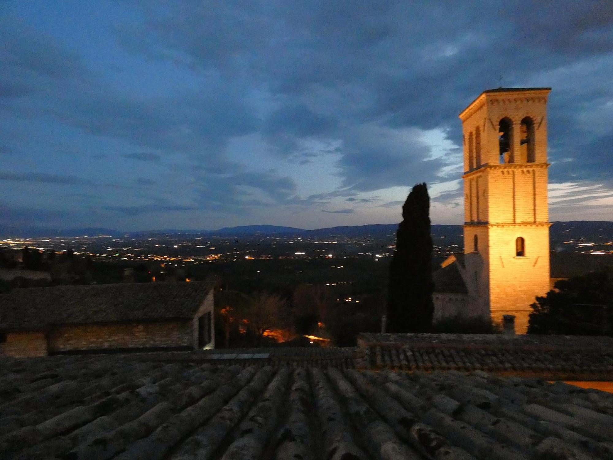 Апартаменти Scappo In Umbria, La Casa Di Eude Ассізі Екстер'єр фото