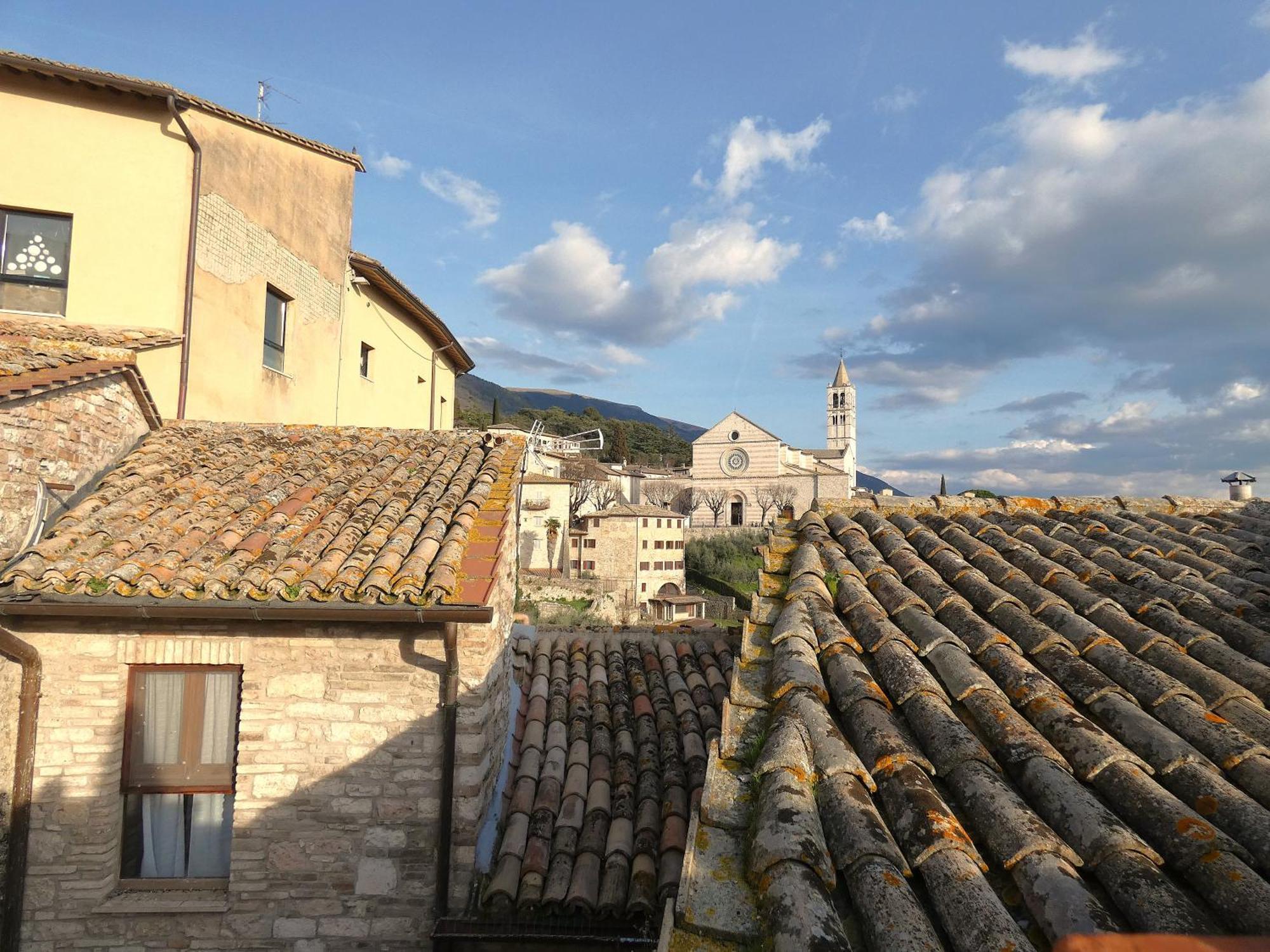Апартаменти Scappo In Umbria, La Casa Di Eude Ассізі Екстер'єр фото